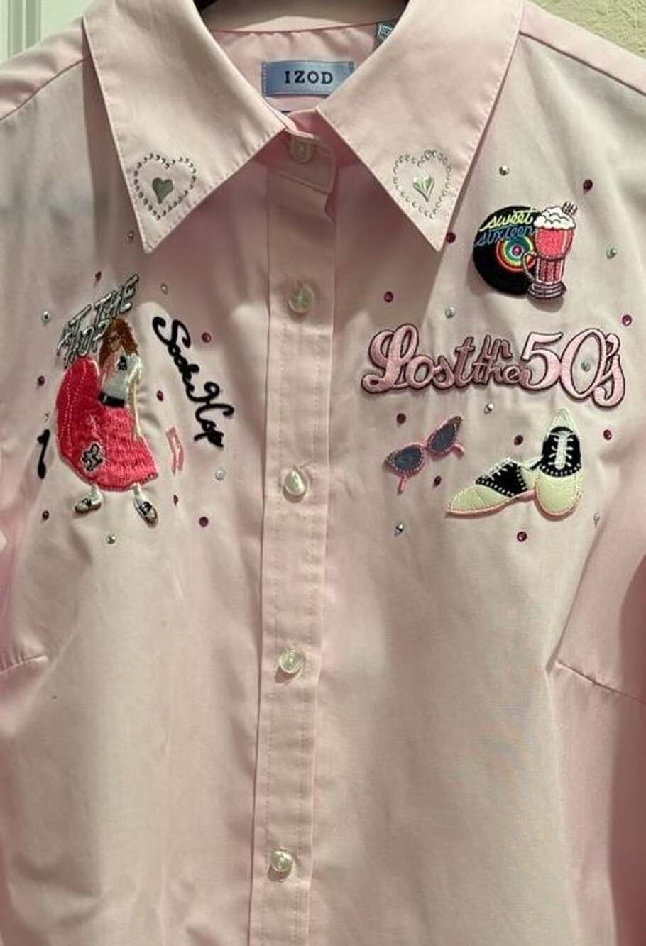 IZOD Women's Pink 'Lost In The 50s' Custom Embroidered Rhinestone Button-Down Sh